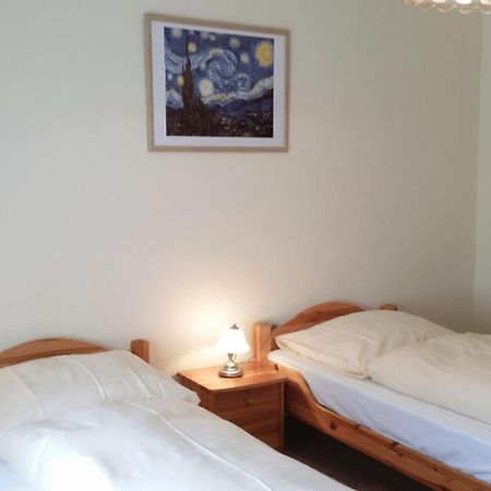 Berghotel Hohe-Acht Siebenbach Esterno foto