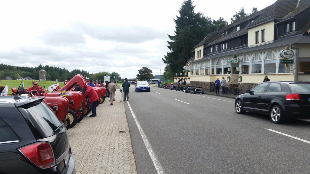 Berghotel Hohe-Acht Siebenbach Esterno foto