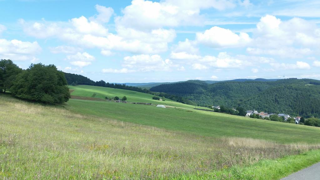 Berghotel Hohe-Acht Siebenbach Esterno foto
